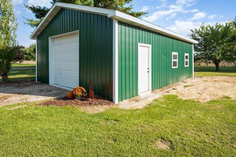 1114 Wetters Rd, Kawkawlin, MI 48631 photo 20