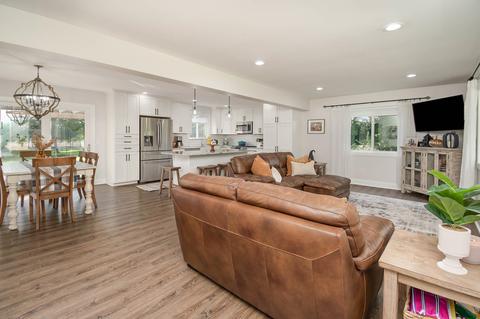 1114 Wetters Rd, Kawkawlin, MI 48631 photo 7