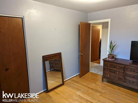 30714 Eiffel, Warren, MI 48088 photo 11
