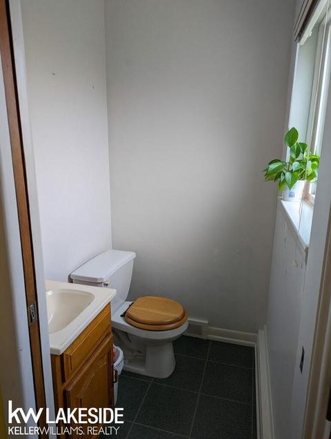 30714 Eiffel, Warren, MI 48088 photo 20