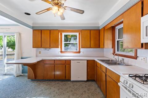 707 S Adrian, Tecumseh, MI 49286 photo 2