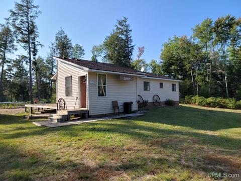 5307 N Cal S, Manistique, MI 49854