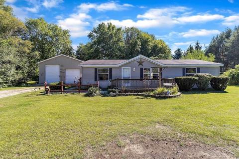 8866 E Townline Lake Rd, Harrison, MI 48625 photo 4
