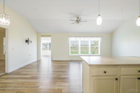 18 Flora Ct, Frankenmuth, MI 48734 photo 6