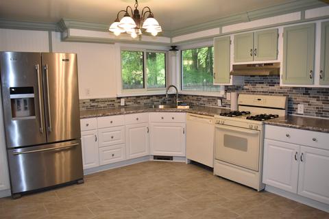 8600 Marsh, Clay, MI 48001 photo 2
