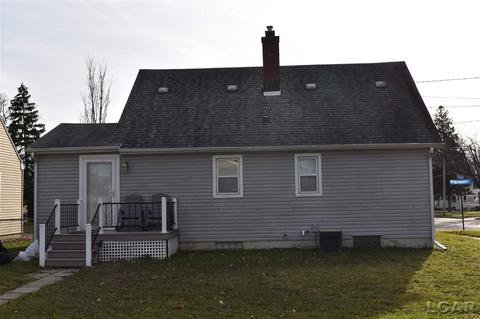 1380 Terrace, Adrian, MI 49221 photo 13