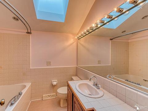 11050 Secor Rd, Temperance, MI 48182 photo 20