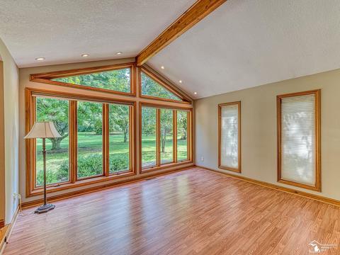 11050 Secor Rd, Temperance, MI 48182 photo 10