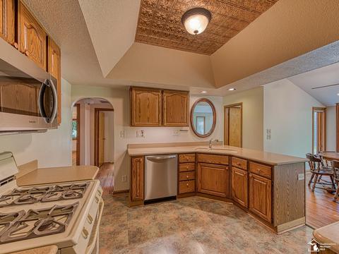 11050 Secor Rd, Temperance, MI 48182 photo 6