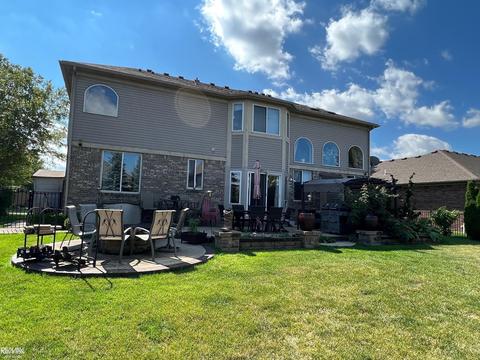 21697 Kendyl Ct, Macomb, MI 48044 photo 13