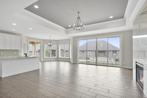 21996 E Majestic Dr, Macomb, MI 48044 photo 11
