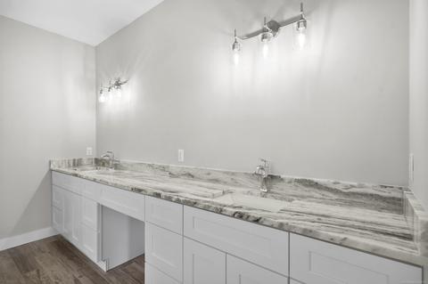 21996 E Majestic Dr, Macomb, MI 48044 photo 23