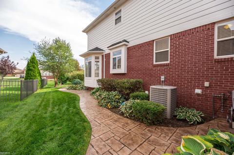 16002 Bishopsgate, Macomb, MI 48044 photo 4