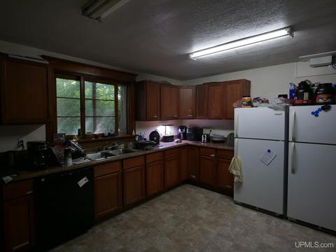 20755 E Second St, Hancock, MI 49930 photo 7
