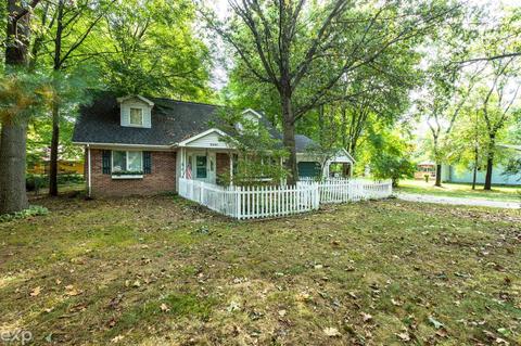 8891 Field, Algonac, MI 48001 photo 1