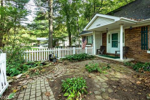 8891 Field, Algonac, MI 48001 photo 4