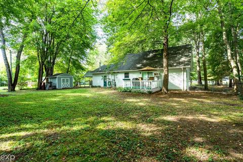 8891 Field, Algonac, MI 48001 photo 10