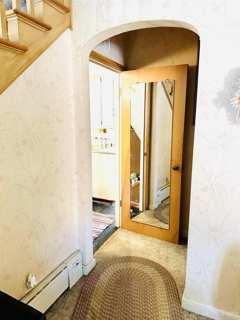 516 E High St, Ishpeming, MI 49849 photo 3