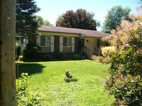 6084 E Carpenter Rd, Flint, MI 48506 photo 2