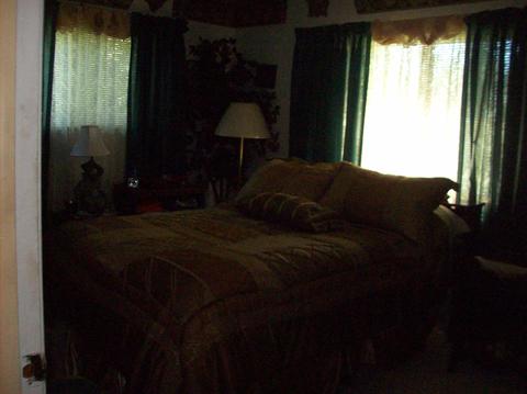 6084 E Carpenter Rd, Flint, MI 48506 photo 11
