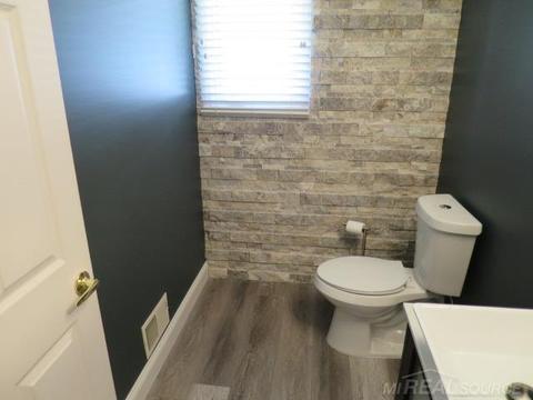 19571 Prince Dr, Macomb, MI 48044 photo 27