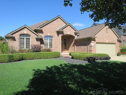 19571 Prince Dr, Macomb, MI 48044 photo 1
