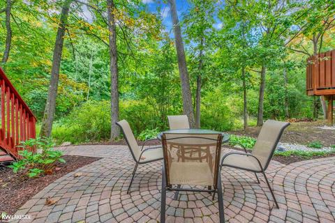 7358 Chipmunk Dr, Clarkston, MI 48346 photo 36