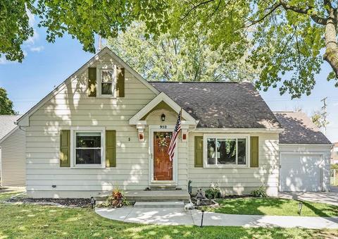 932 Thornapple St, Saint Clair, MI 48079 photo 1