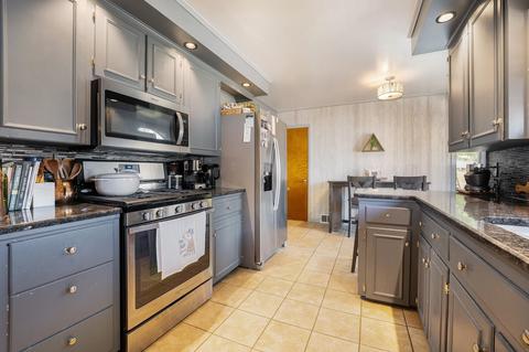 932 Thornapple St, Saint Clair, MI 48079 photo 12