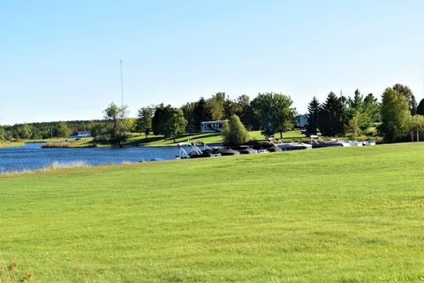 1490 Dundee Dr, Gladwin, MI 48624 photo 9