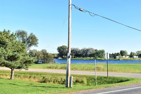 1490 Dundee Dr, Gladwin, MI 48624 photo 11