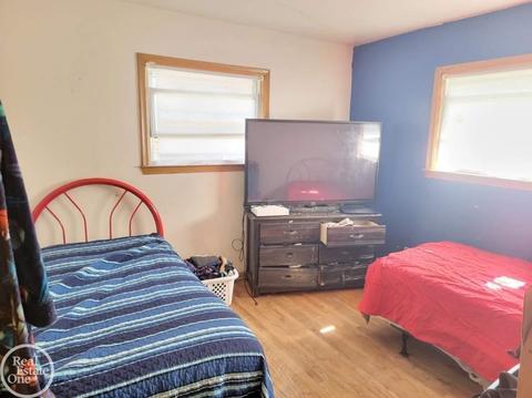 17030 Collinson, Eastpointe, MI 48021 photo 6