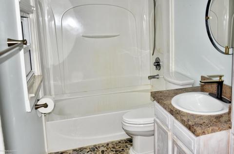 74311 Simons St, Armada, MI 48005 photo 6