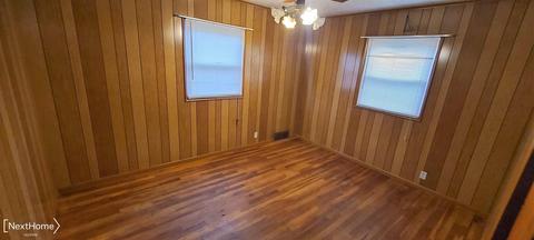 1153 W Coldwater Rd, Flint, MI 48505 photo 7