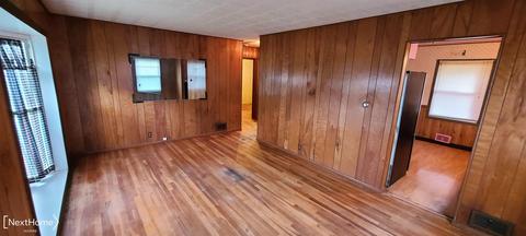 1153 W Coldwater Rd, Flint, MI 48505 photo 4