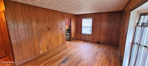 1153 W Coldwater Rd, Flint, MI 48505 photo 5