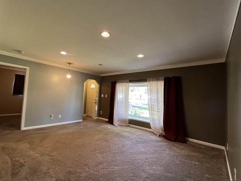 23352 Harrellson St, Macomb, MI 48042 photo 7