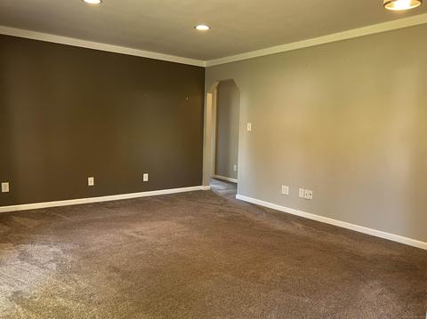 23352 Harrellson St, Macomb, MI 48042 photo 5