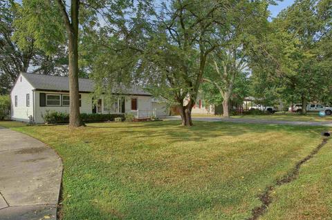 23352 Harrellson St, Macomb, MI 48042 photo 4