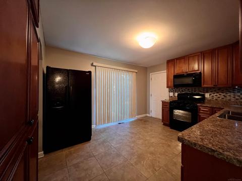 23352 Harrellson St, Macomb, MI 48042 photo 15