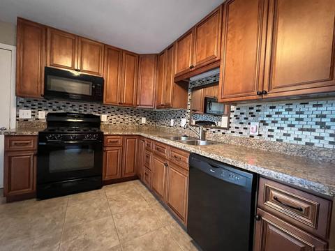 23352 Harrellson St, Macomb, MI 48042 photo 19