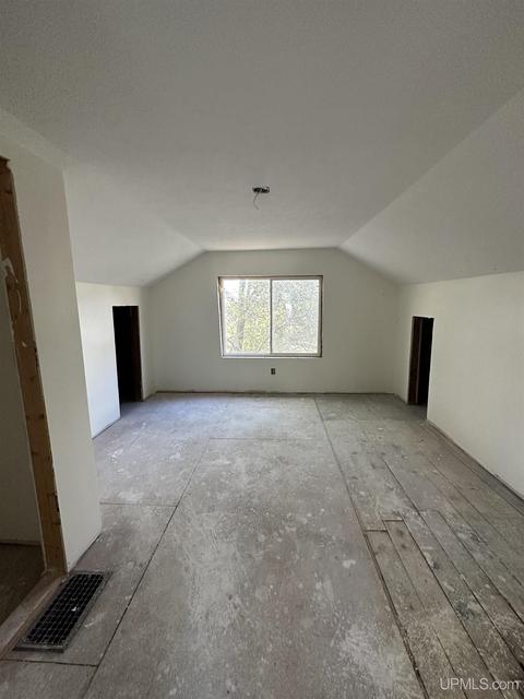 206 N 21st, Escanaba, MI 49829 photo 13