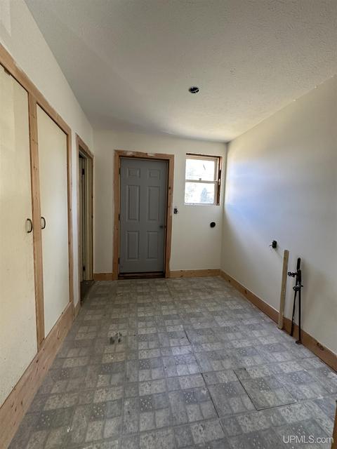 206 N 21st, Escanaba, MI 49829 photo 22