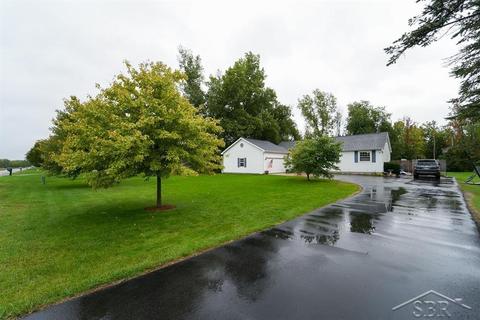 4674 E Wackerly Rd, Midland, MI 48642 photo 2