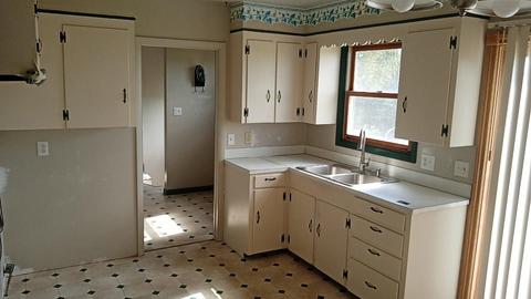 390 E Hibbard, Owosso, MI 48867 photo 8