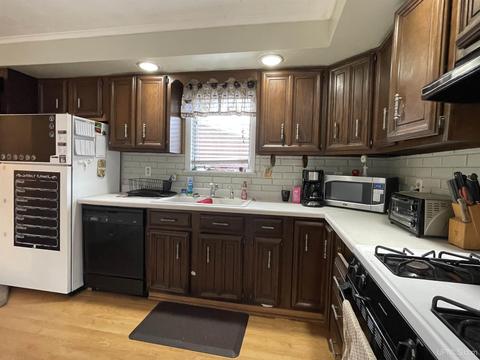 322 S Lk, Ishpeming, MI 49849 photo 9