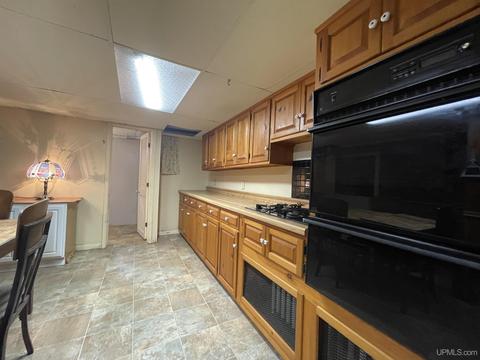 322 S Lk, Ishpeming, MI 49849 photo 35