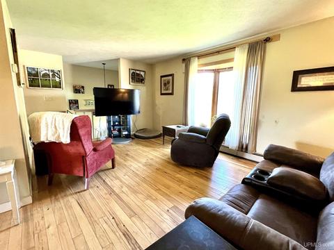 8853 I Ln, Cornell, MI 49818 photo 12