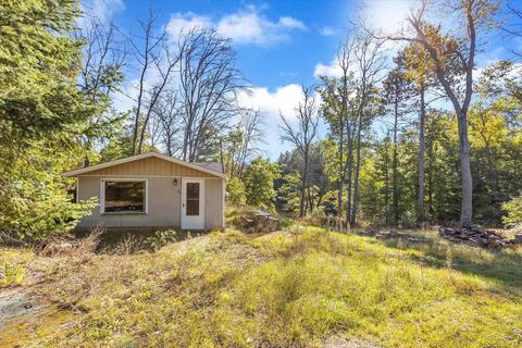 4326 Oakman, Harrison, MI 48625 photo 3