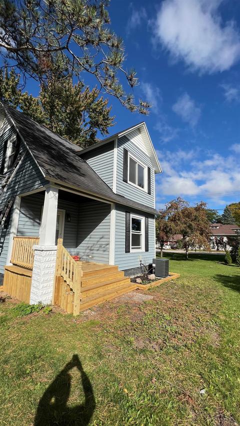 308 S Maple, Hemlock, MI 48626 photo 2